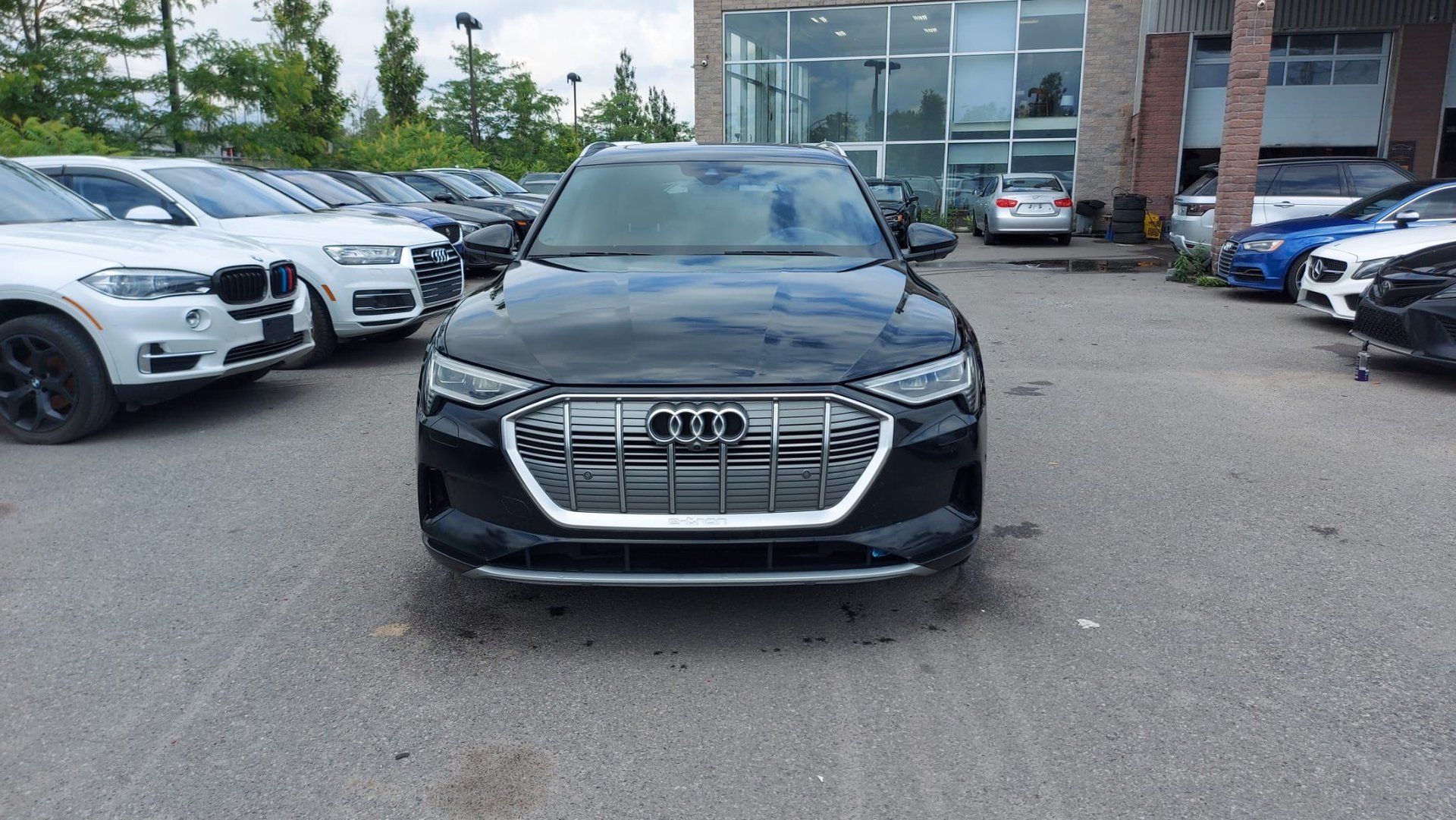 Audi e-tron 2019 - Thumbnail 9