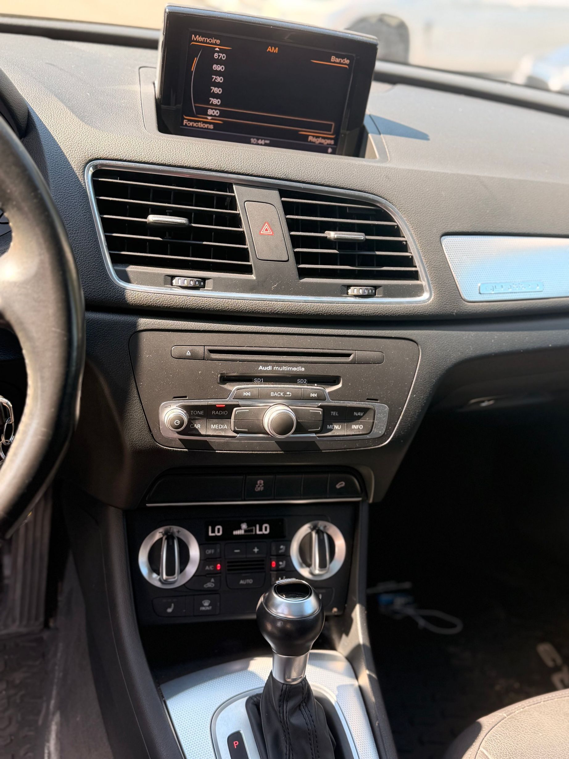 Audi Q3 2015 - Thumbnail 10