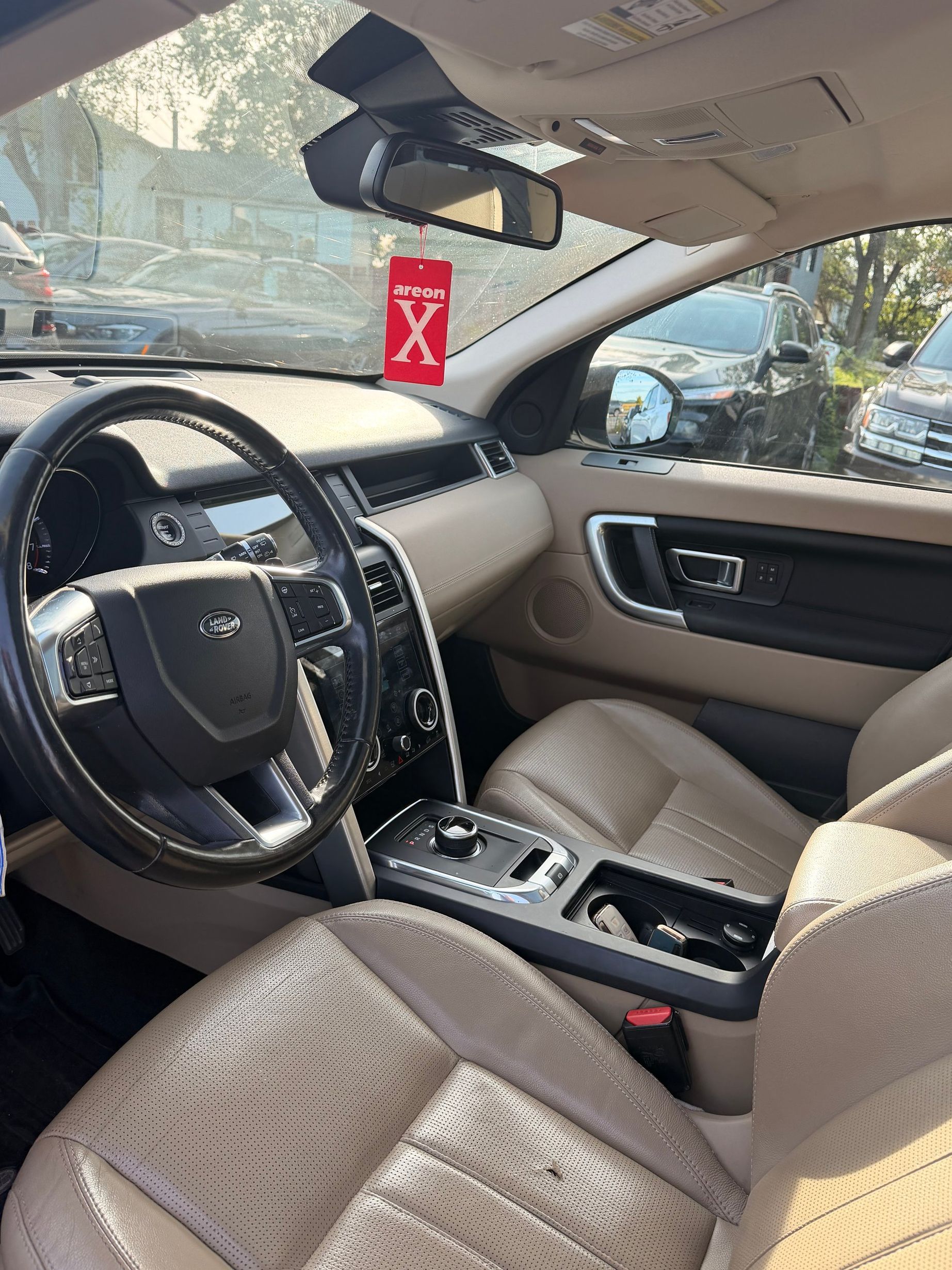 Land Rover Discovery Sport 2016 - Thumbnail 10